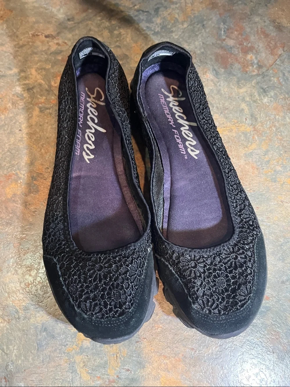 SKECHERS WOMEN shoes 9.5 BLACK memory foam Sweet Pea lace 2450